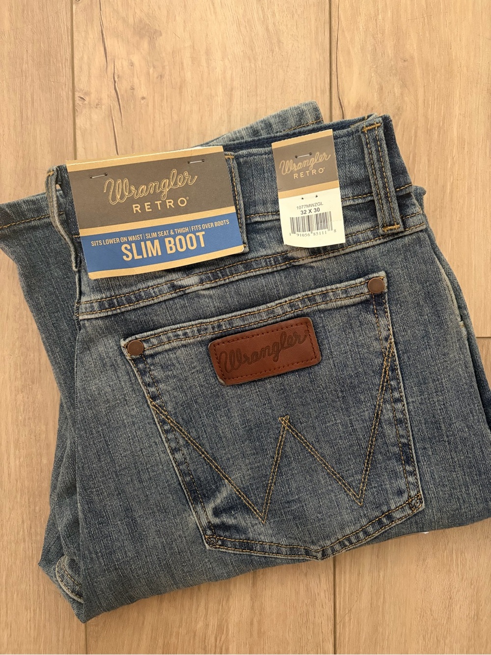 Wrangler Retro Slim Boot Men's Jeans 32 x 30 NWT